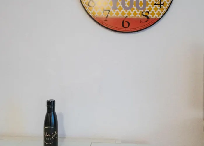 3 Pieces, Hyper-centre, Terrasse Νίκαια